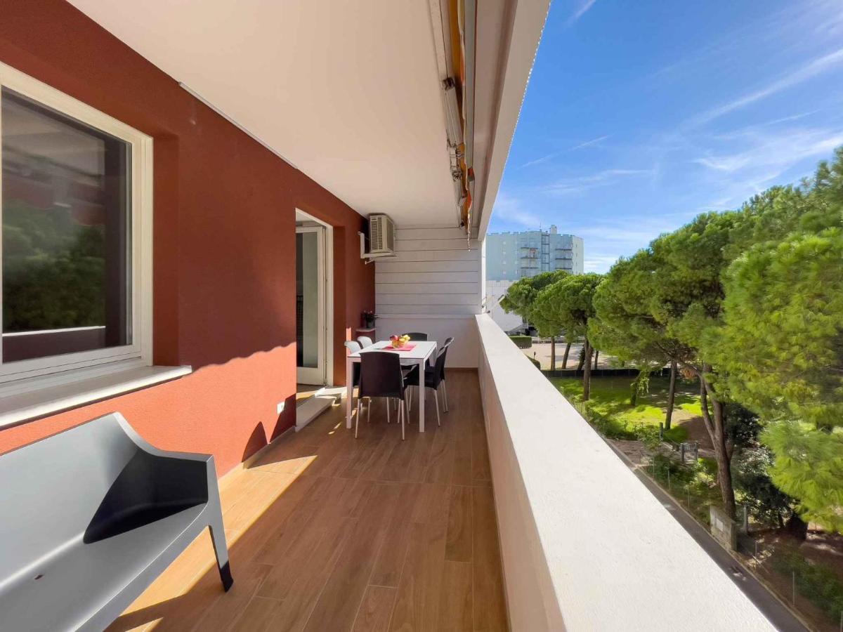 Apartment In Lignano Sabbiadoro 21783 Exteriér fotografie